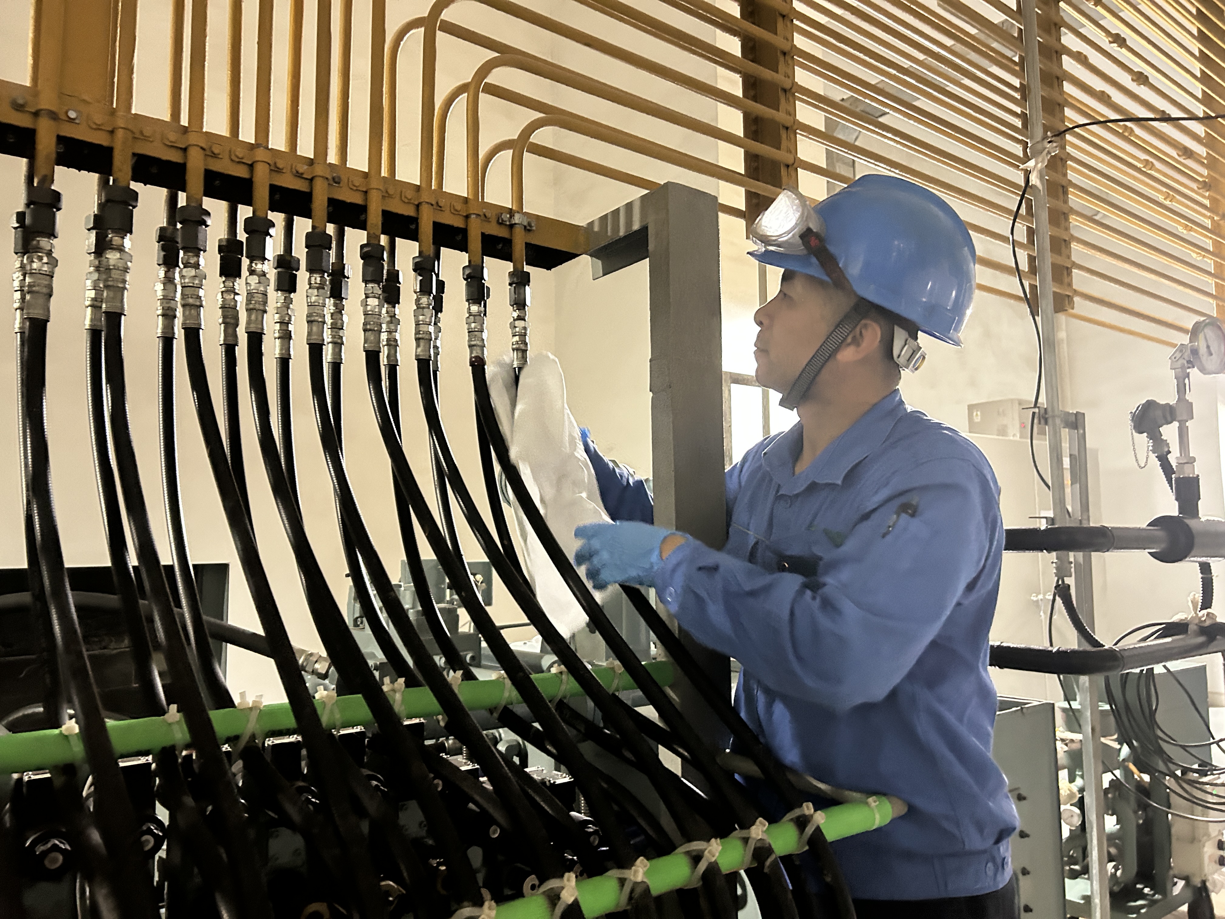 劳动创造美好生涯 | 致敬BG大游集团劳动楷模