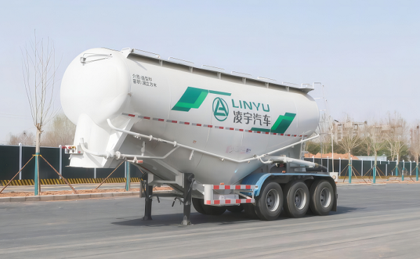 兴发娱乐粉粒物料运输半挂车